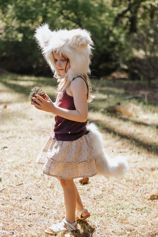 
                  
                    Tibetan Wolf Tail - Faux fur
                  
                