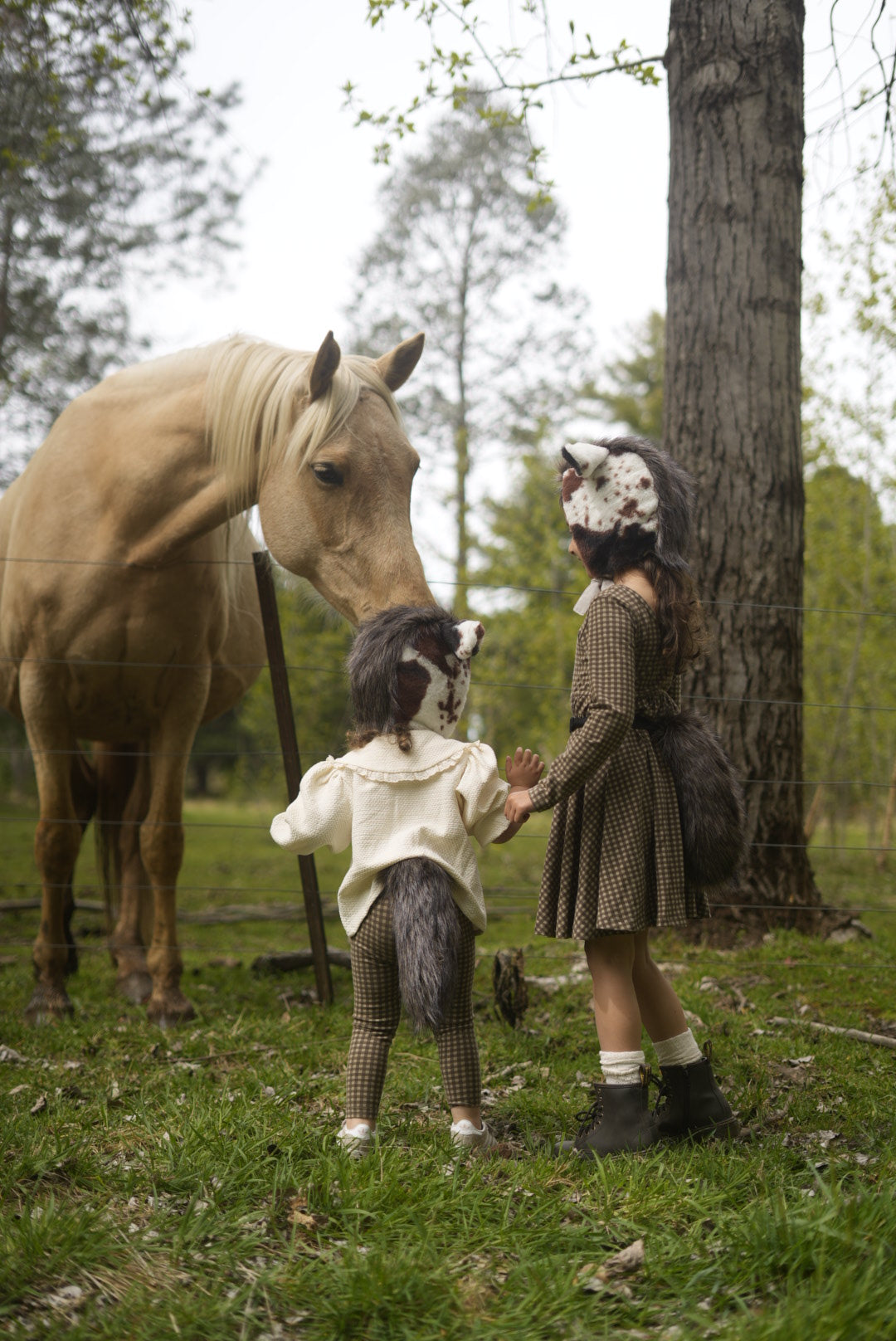 
                  
                    Horse Tail - Faux fur
                  
                