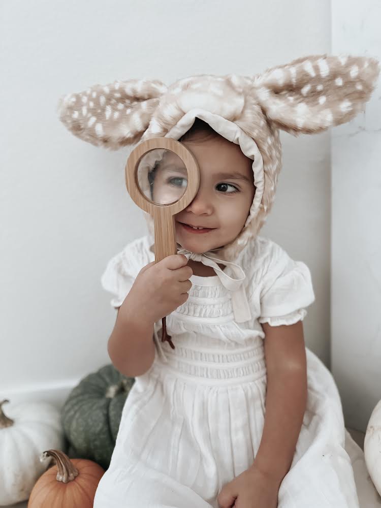 
                  
                    Fawn Bonnet
                  
                